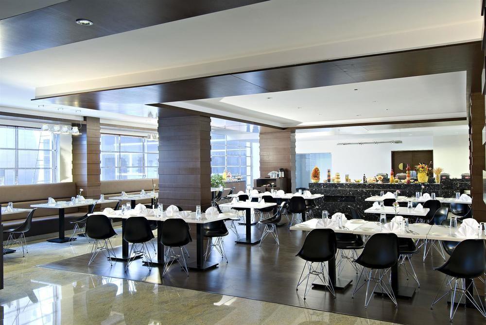 Aloft Bengaluru Whitefield Hotell Exteriör bild