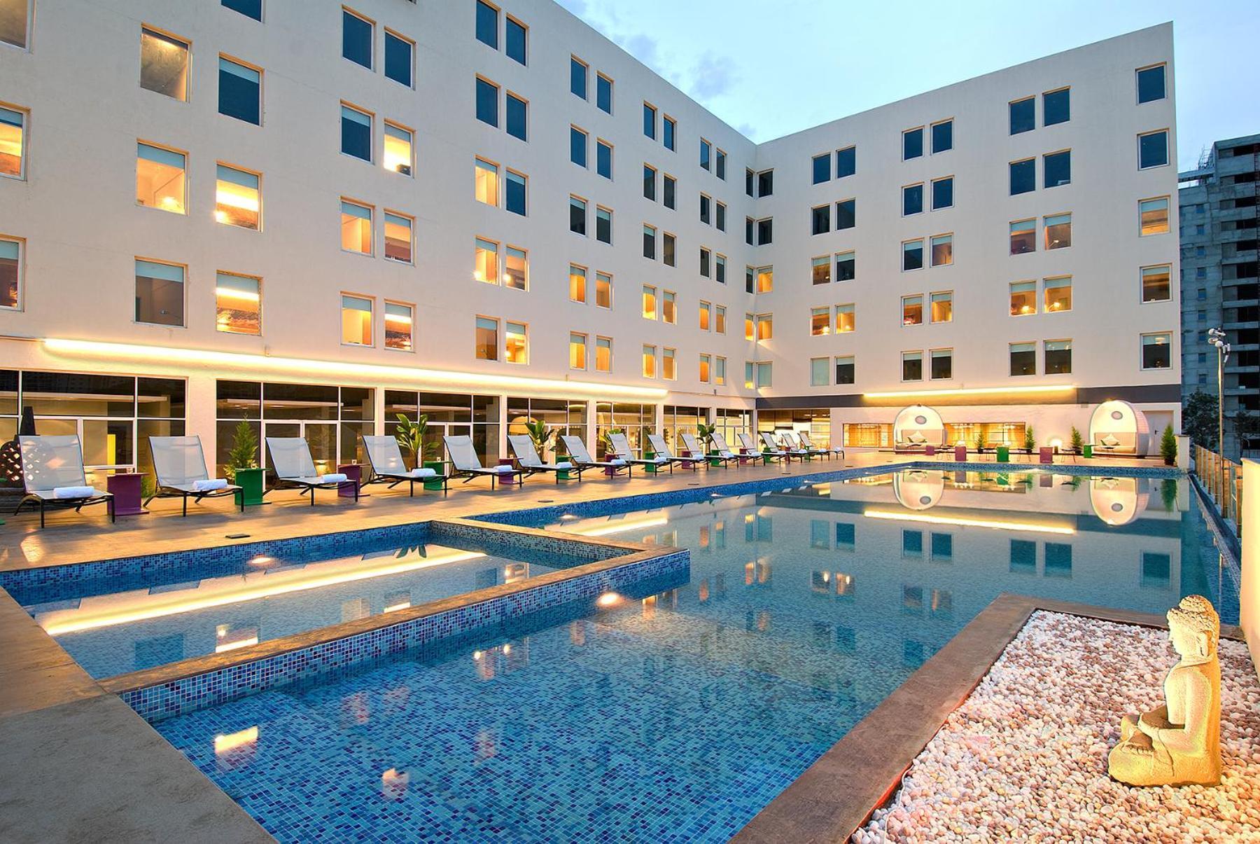 Aloft Bengaluru Whitefield Hotell Exteriör bild