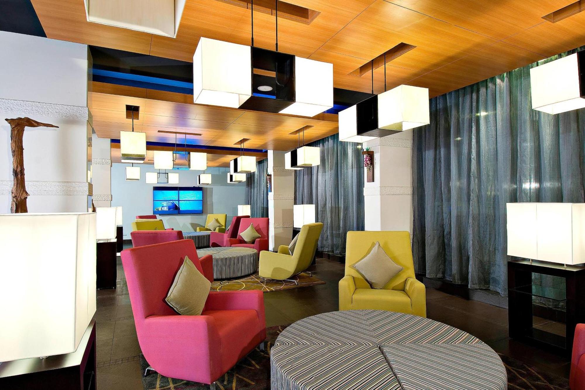 Aloft Bengaluru Whitefield Hotell Exteriör bild
