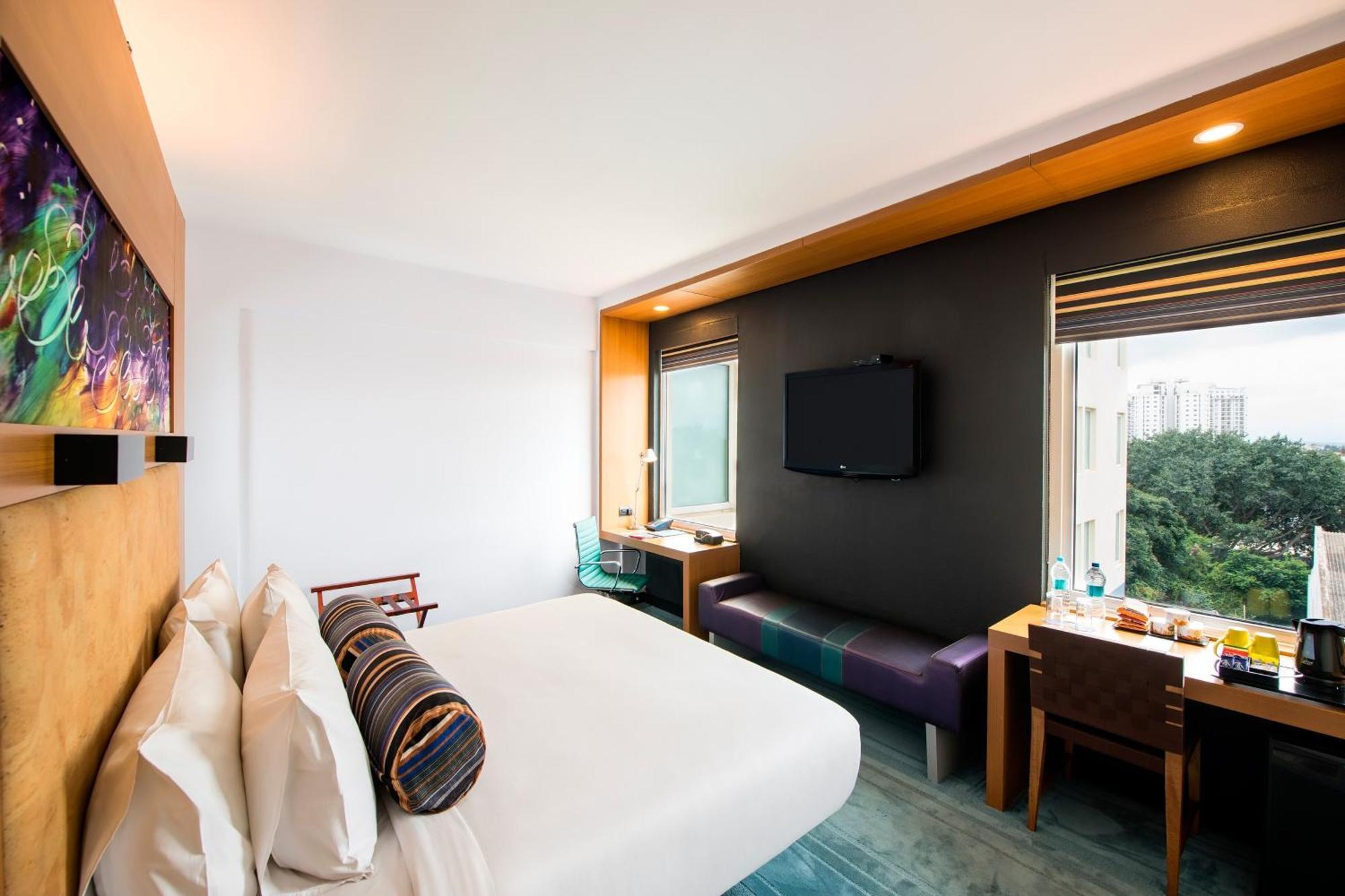 Aloft Bengaluru Whitefield Hotell Exteriör bild
