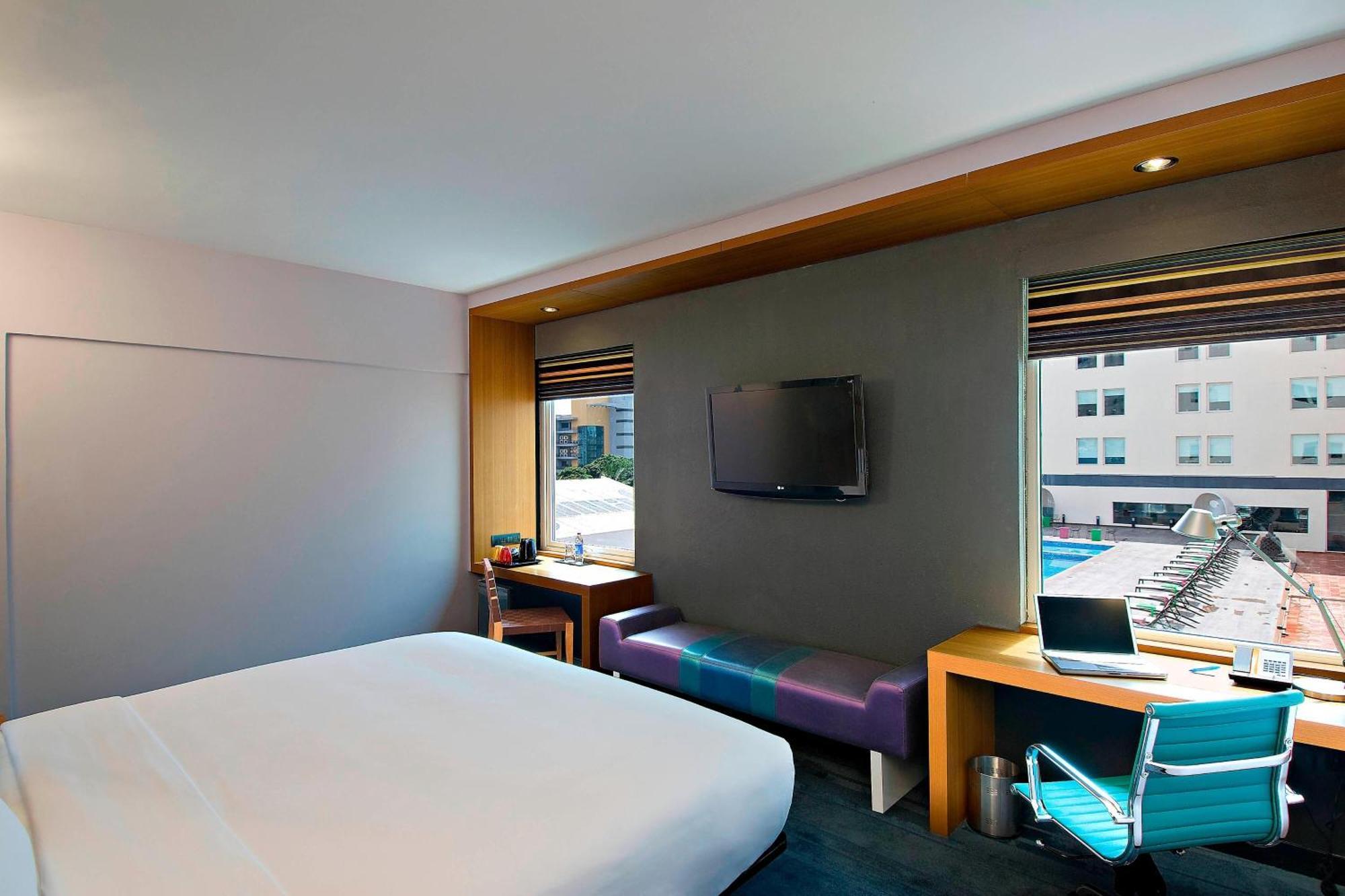 Aloft Bengaluru Whitefield Hotell Exteriör bild
