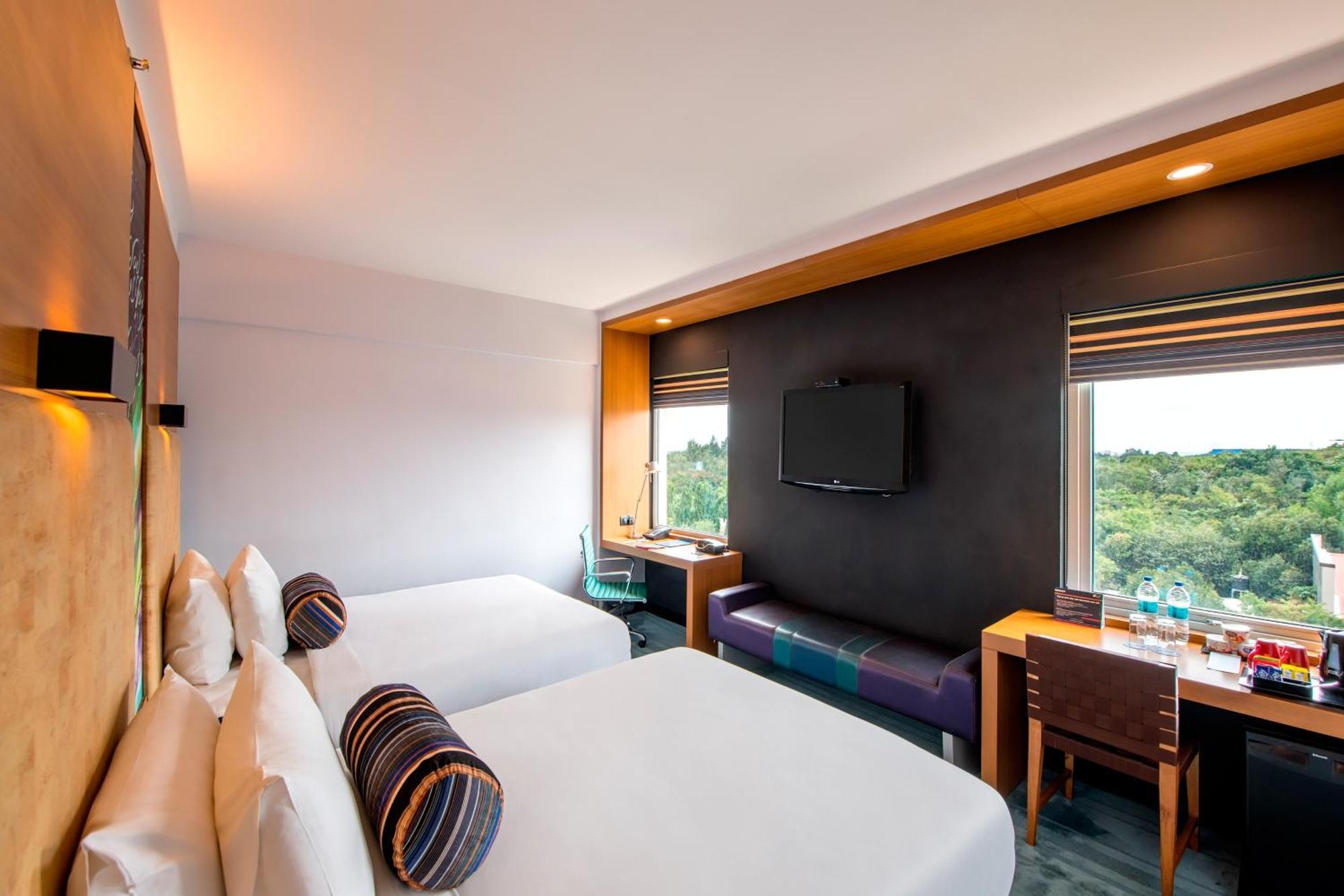 Aloft Bengaluru Whitefield Hotell Exteriör bild