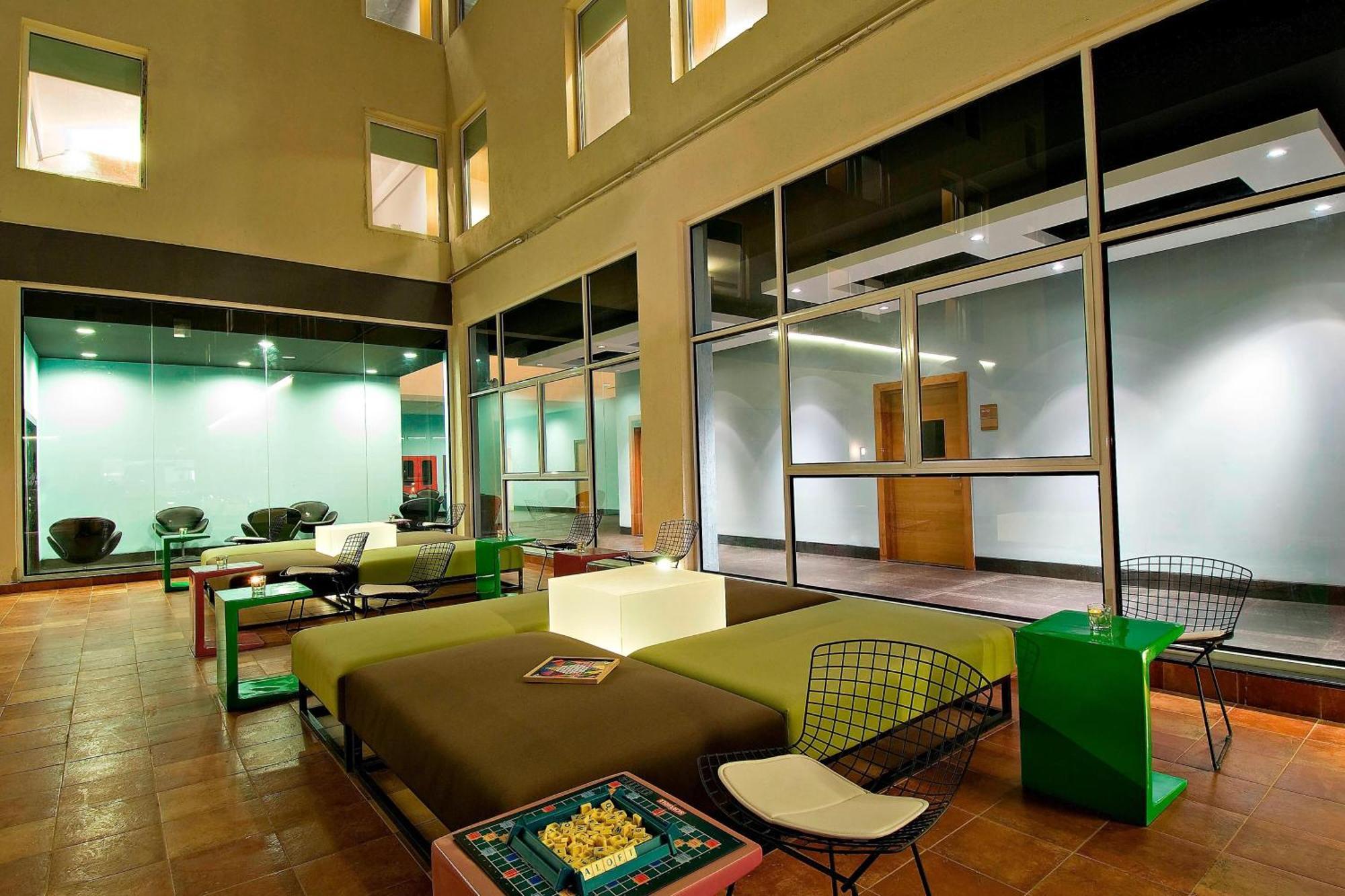 Aloft Bengaluru Whitefield Hotell Exteriör bild